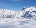 Sognare sotto le stelle: la guida definitiva alla magia di dormire in tenda in montagna